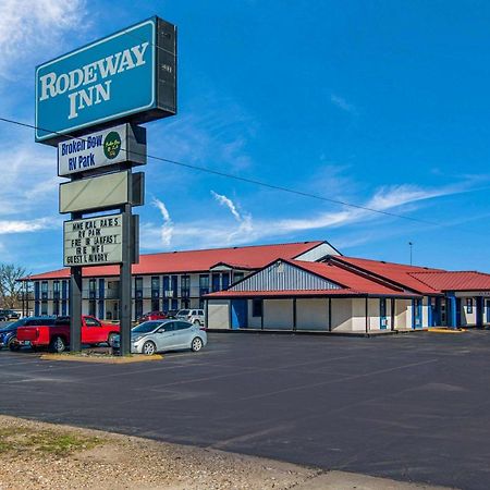 Rodeway Inn Broken Bow-Hochatown Exterior foto