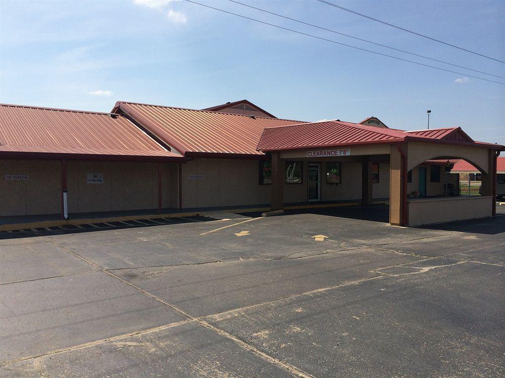 Rodeway Inn Broken Bow-Hochatown Exterior foto